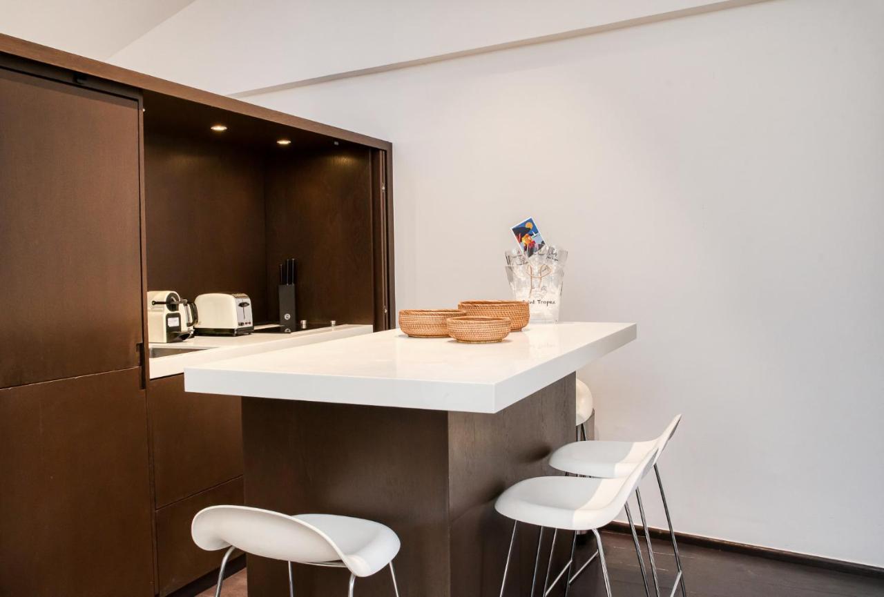 Appartement Place Des Lices Avec Parking Saint-Tropez Exterior foto